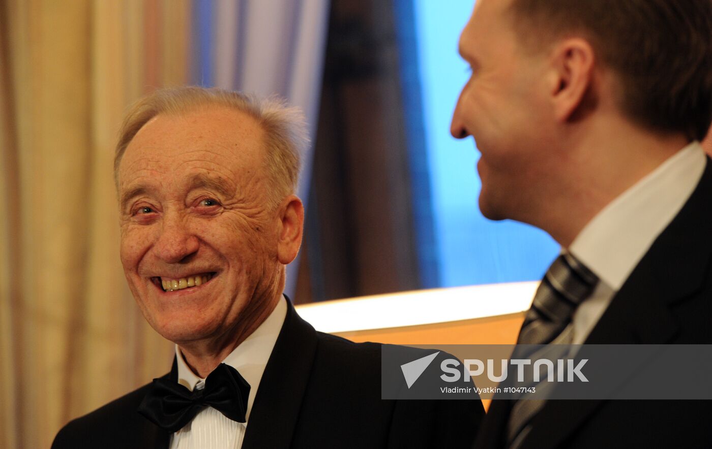 Order of Legion of Honor presented to Maya Plisetskaya