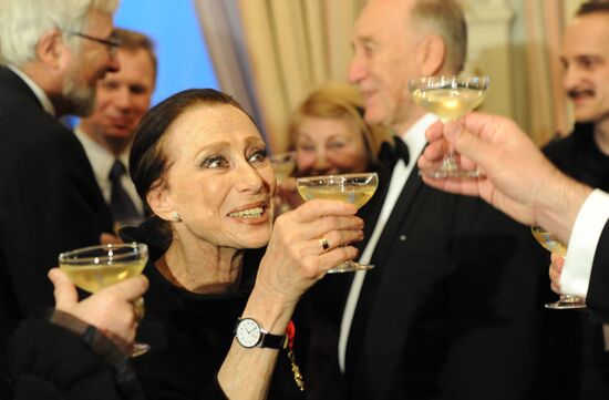 Order of Legion of Honor presented to Maya Plisetskaya