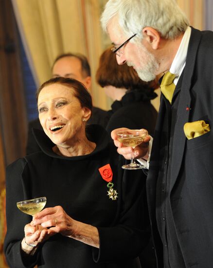 Order of Legion of Honor presented to Maya Plisetskaya