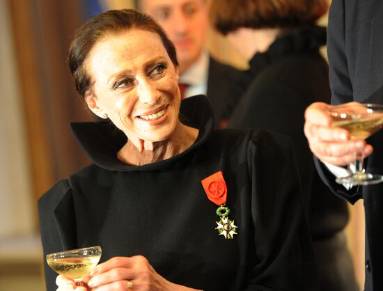 Order of Legion of Honor presented to Maya Plisetskaya