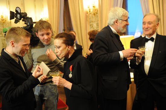 Order of Legion of Honor presented to Maya Plisetskaya