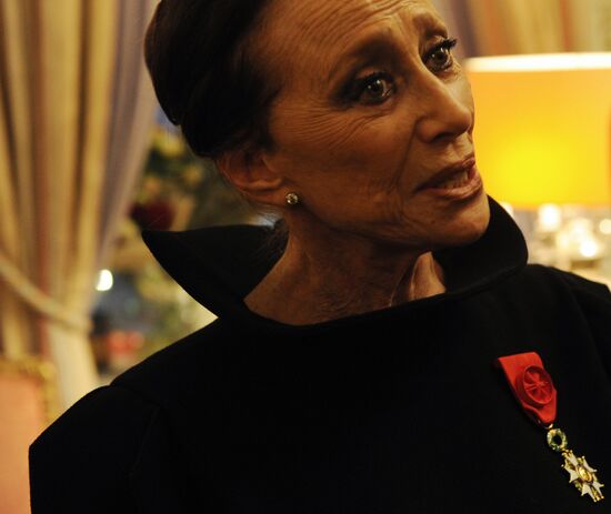 Order of Legion of Honor presented to Maya Plisetskaya