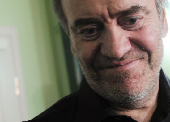 Dead Souls opera directed by Vasily Barkhatov