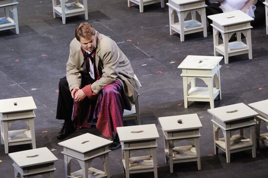 Dead Souls opera directed by Vasily Barkhatov