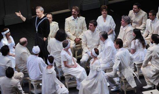 Dead Souls opera directed by Vasily Barkhatov