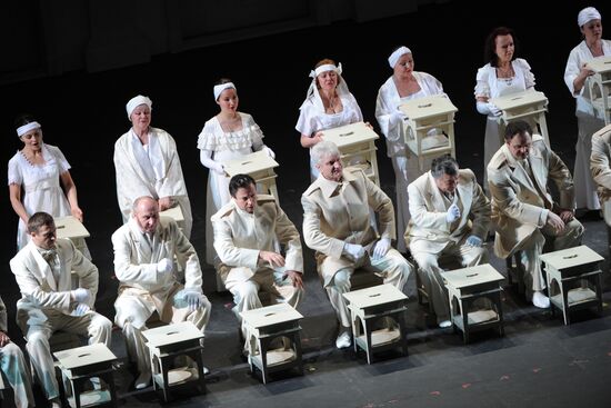 Dead Souls opera directed by Vasily Barkhatov