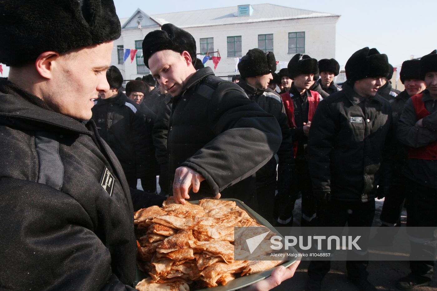 Shiroka Maslenitsa celebration in the colony № 12 in Omsk