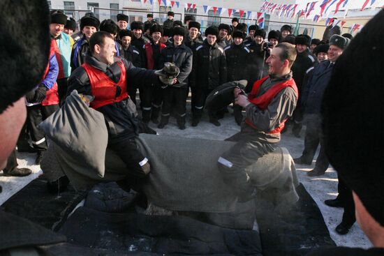 Shiroka Maslenitsa celebration in the colony № 12 in Omsk