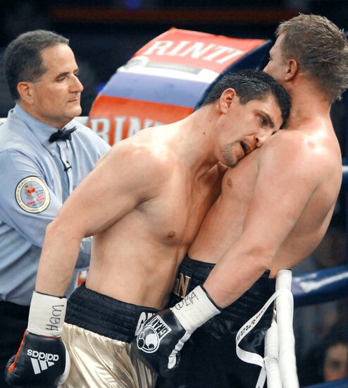 Boxing bout between Alexander Povetkin and Marco Huck