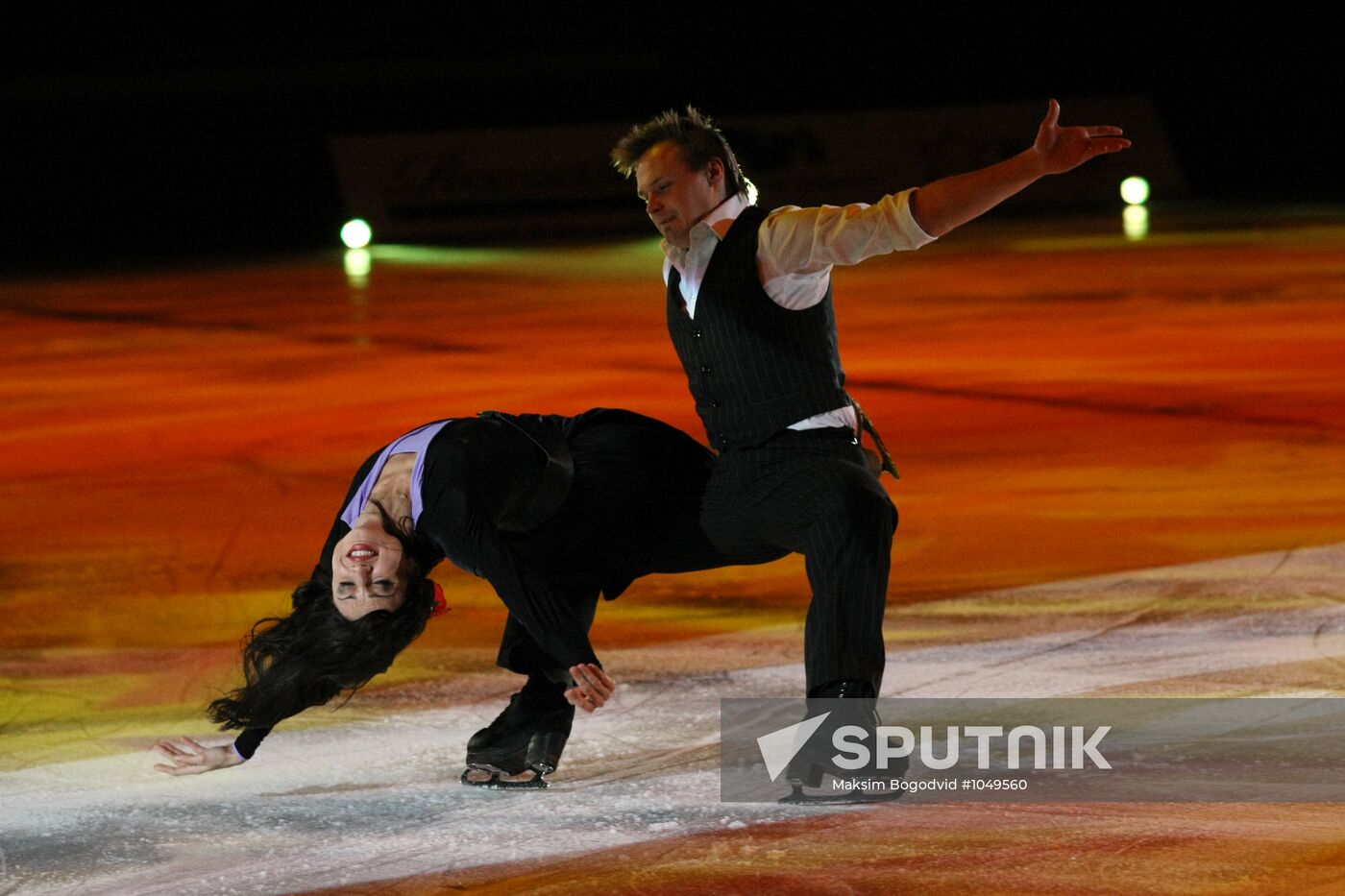 Ilya Averbukh's ice show "Professionals"