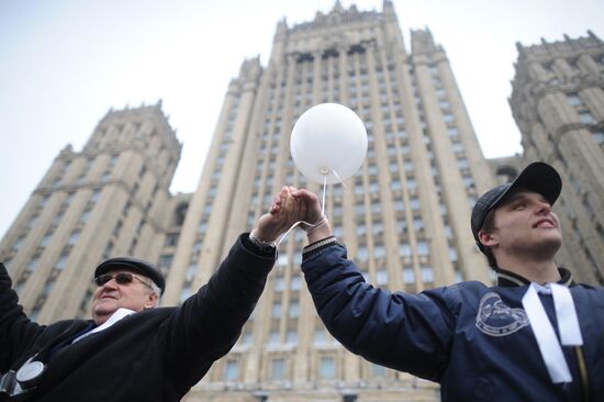White Circle rally staged in Moscow