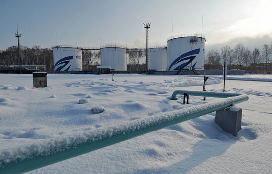 Aircraft fueling and dispensing facility opened