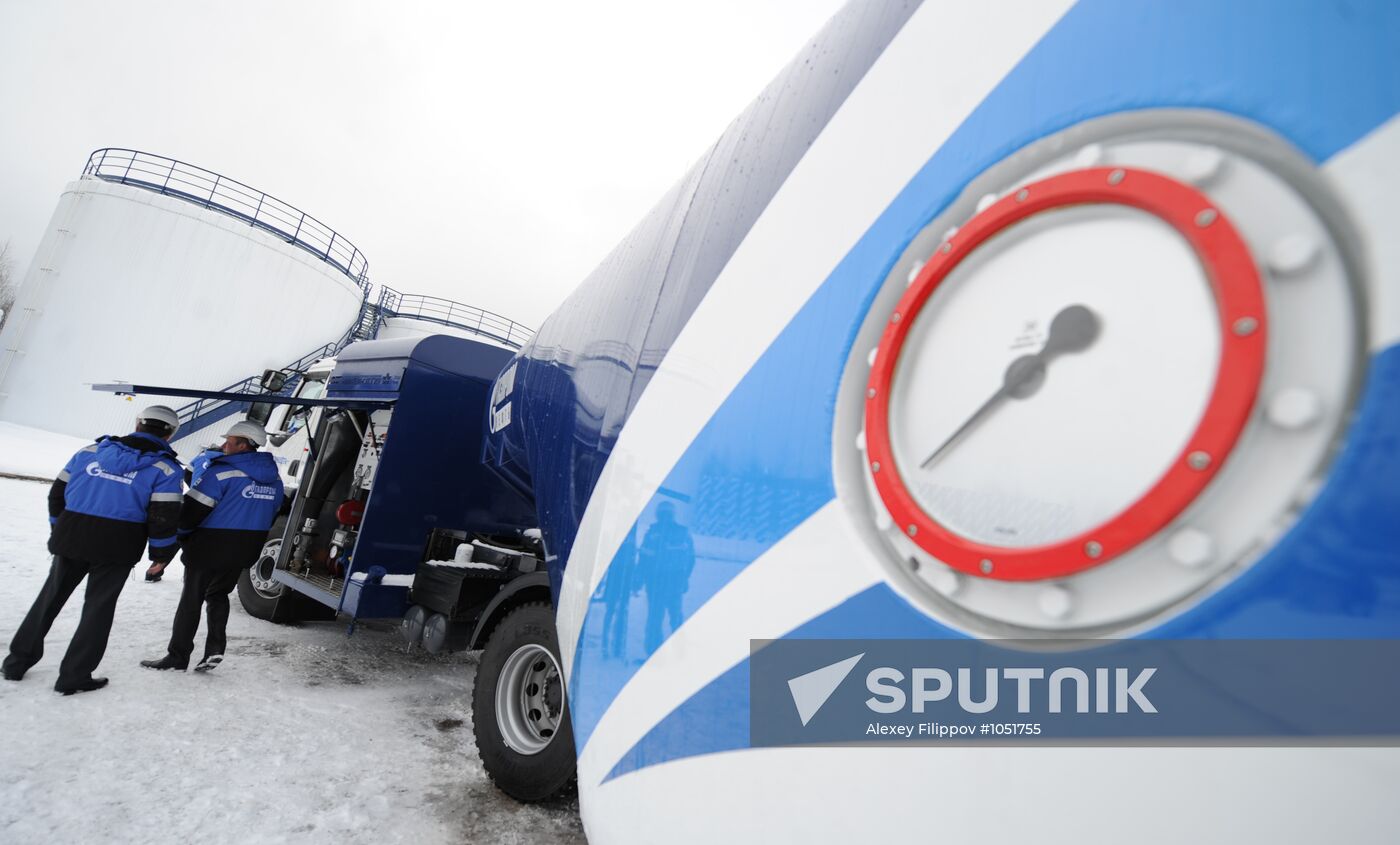 Aircraft fueling and dispensing facility opened