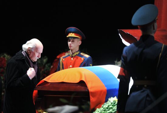 Final farewell paid to actress Ludmila Kasatkina