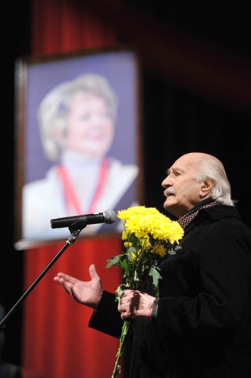 Final farewell paid to actress Ludmila Kasatkina