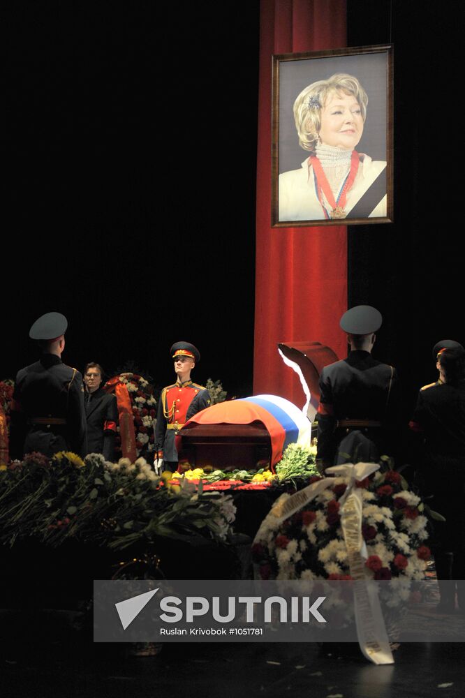 Final farewell paid to actress Ludmila Kasatkina