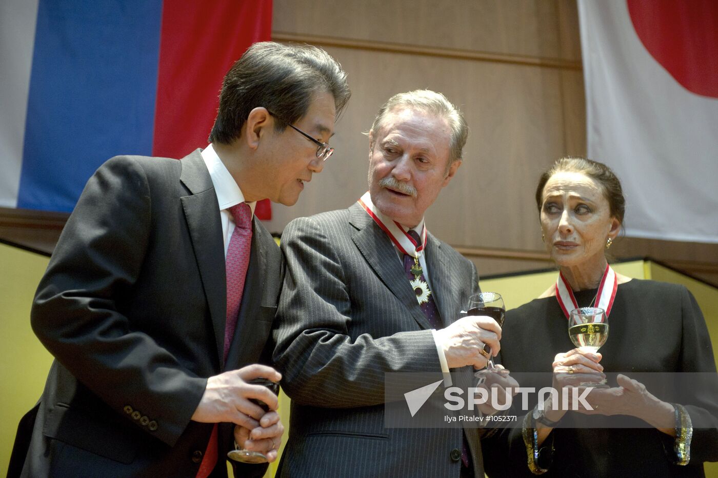 M. Plisetskaya and Y. Solomin honored with Orders of Rising Sun