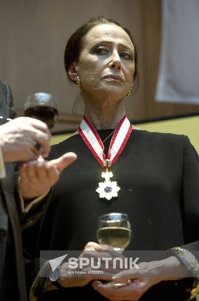 M. Plisetskaya and Y. Solomin honored with Orders of Rising Sun