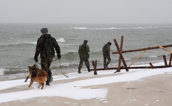 Work of border guards on Russian-Lithuanian border