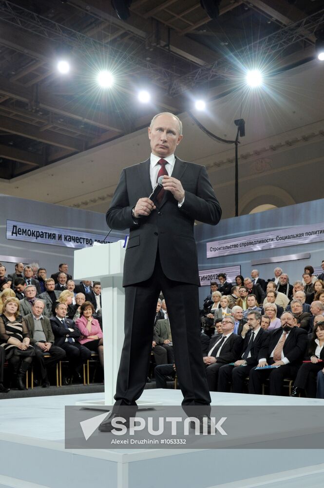 Putin meets with his representatives, Popular Front members and