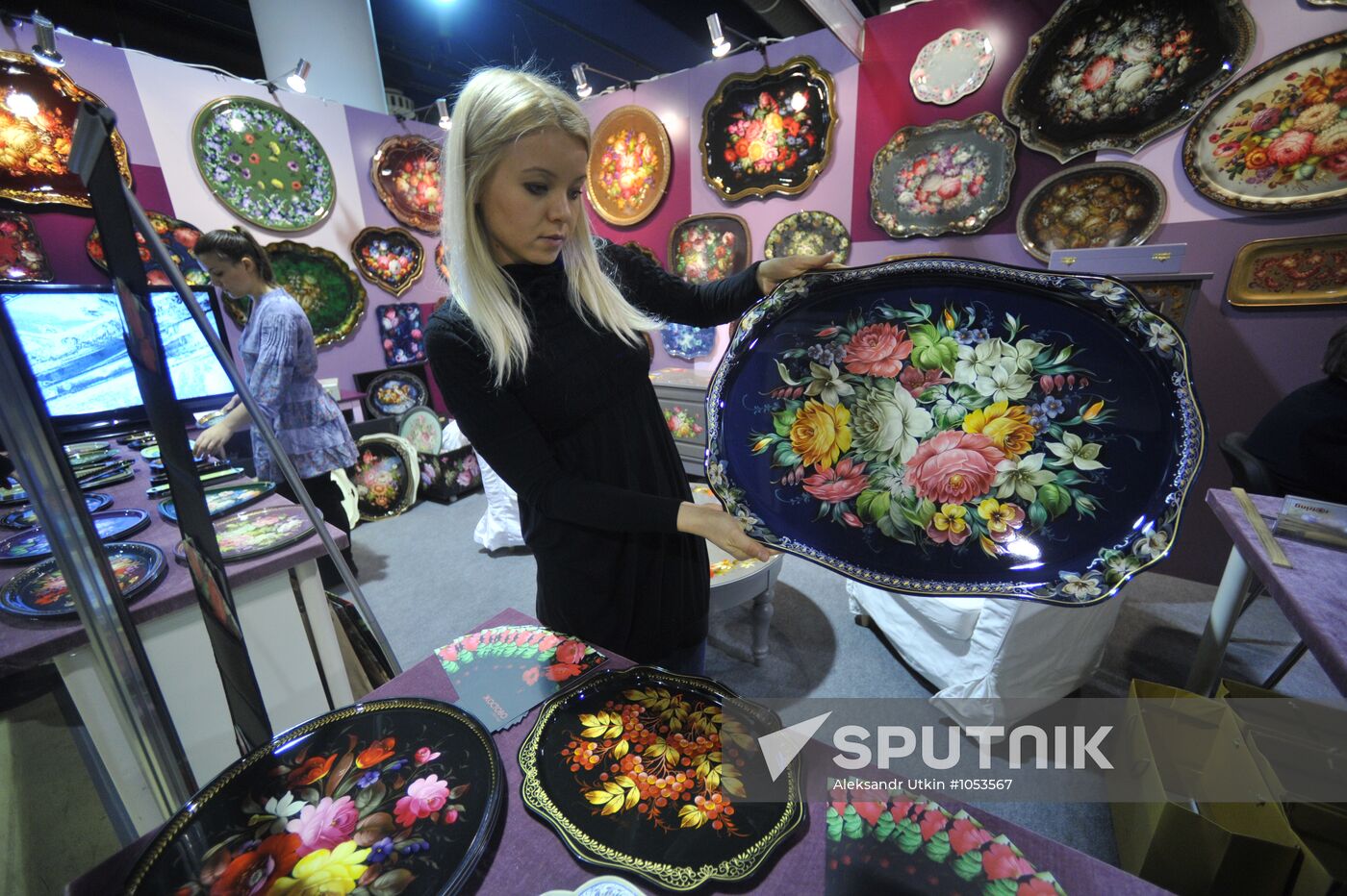 Exhibition of handicrafts "Ladya 2012" at Expocenter
