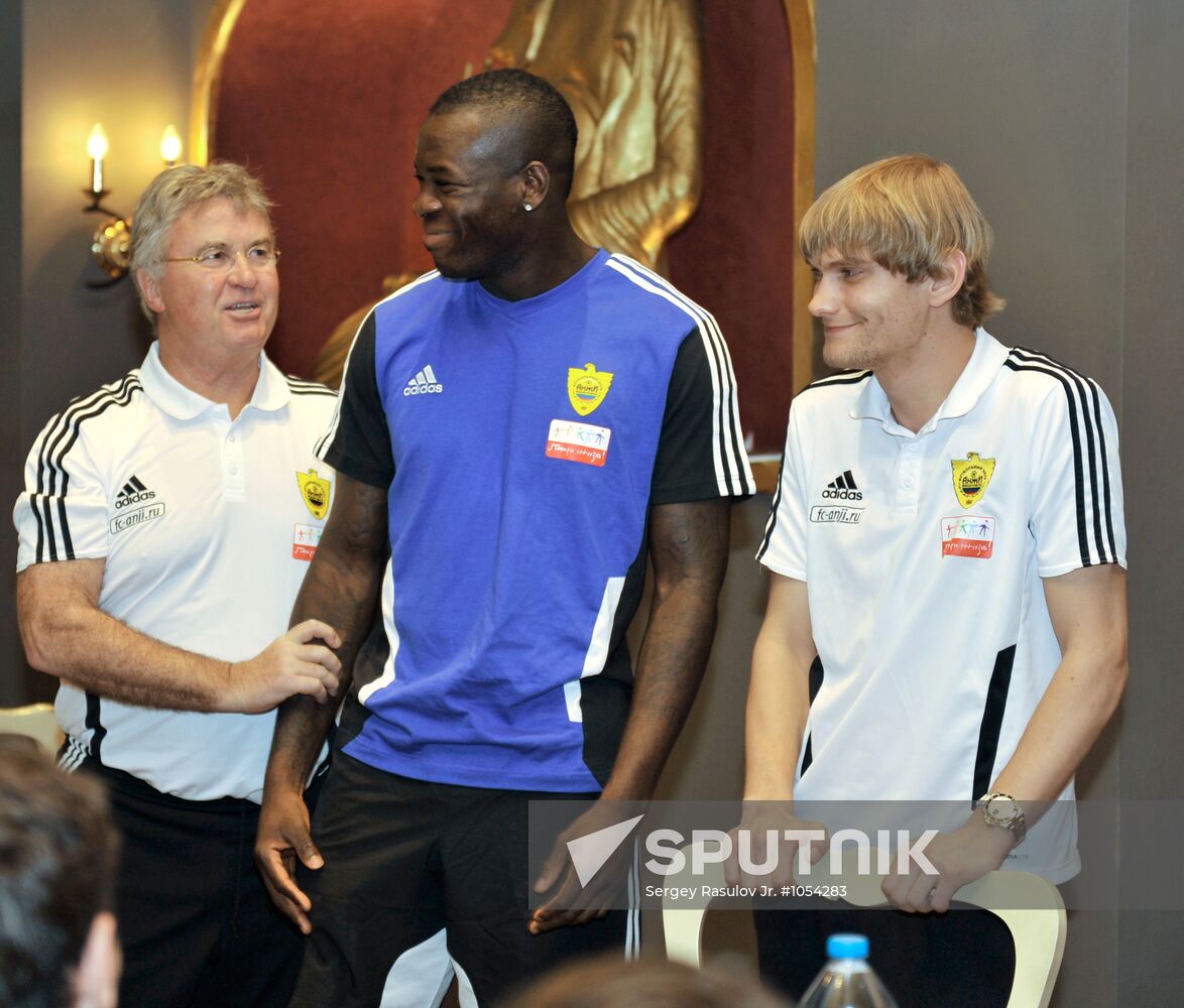 FC Anzhi defender Christopher Samba
