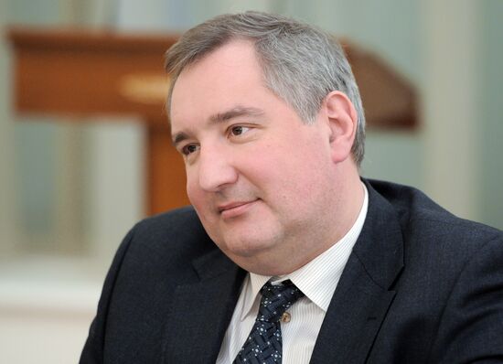 Vladimir Putin conducts Government Presidium meeting