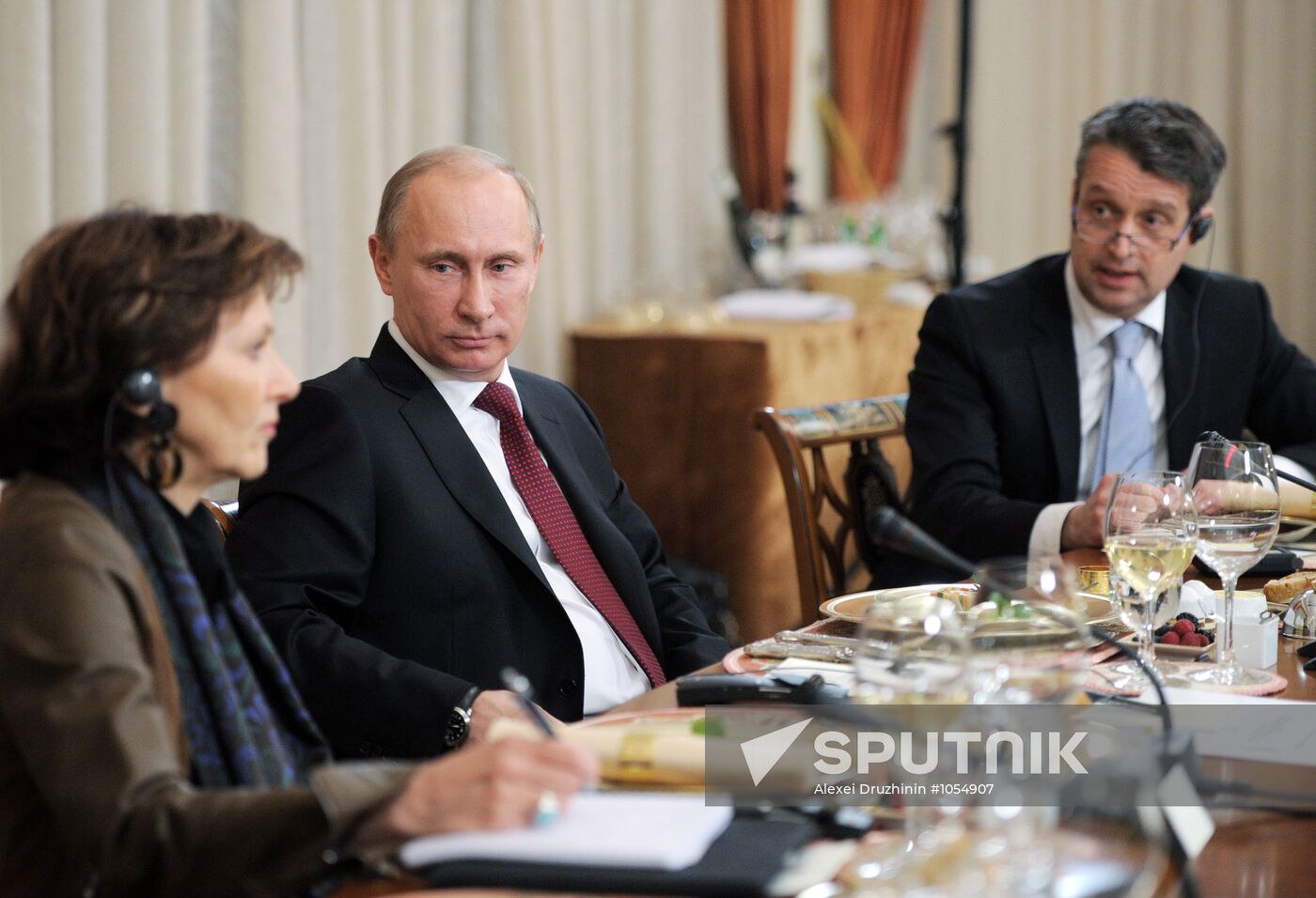 V. Putin meets editors of leading international publications