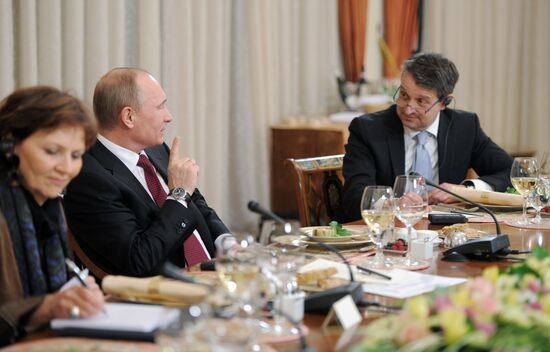 V. Putin meets editors of leading international publications