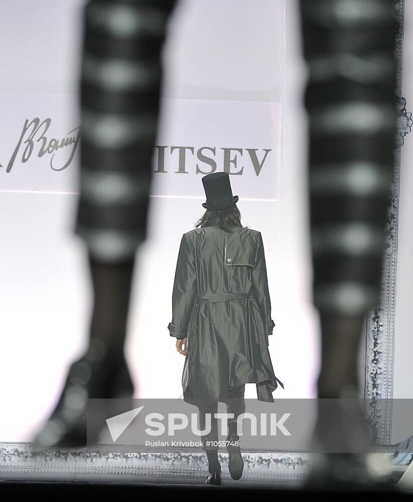 Vyacheslav Zaitsev holds anniversary fashion show