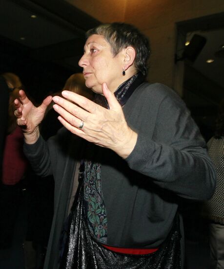 The Citizen Poet newsical in London