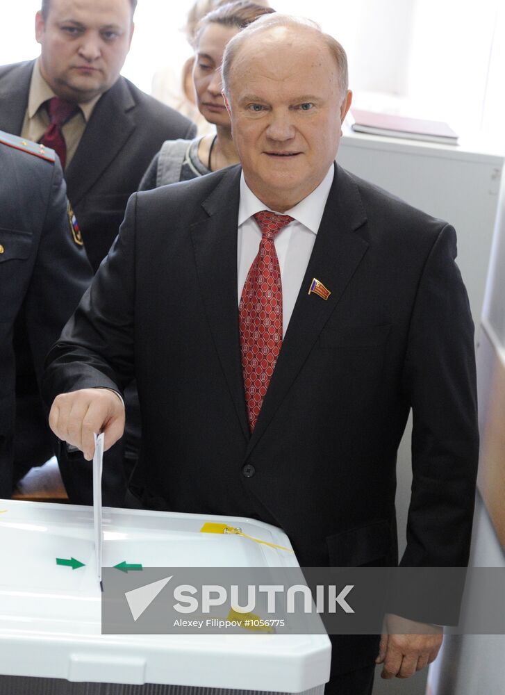 Gennady Zyuganov votes in Russian presidential election