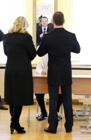 Dmitry Medvedev votes in Russian presidential election