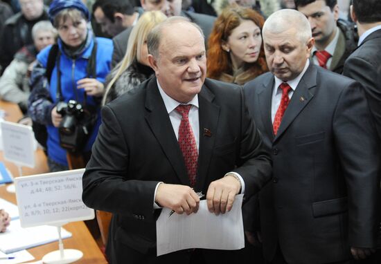Gennady Zyuganov votes in Russian presidential election