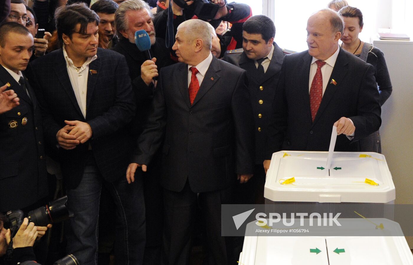 Gennady Zyuganov votes in Russian presidential election