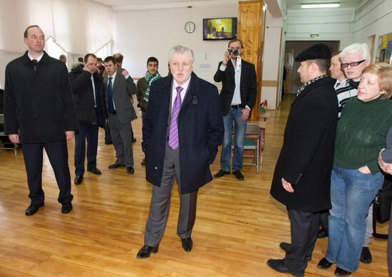 Sergei Mironov votes in Russian presidential election