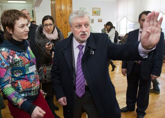 Sergei Mironov votes in Russian presidential election