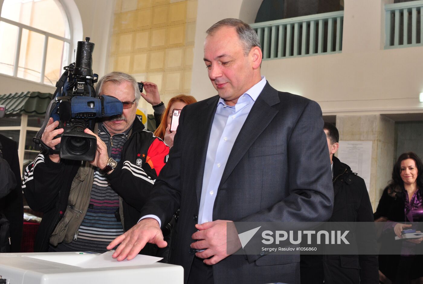 Head of Dagestan Magomedsalam Magomedov votes