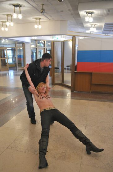 FEMEN movement activists stage campaign in Moscow