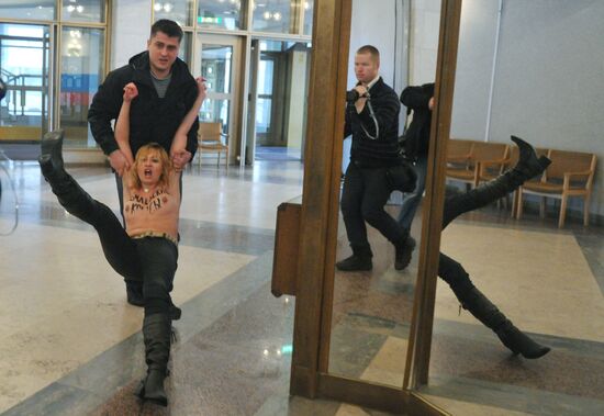 FEMEN movement activists stage campaign in Moscow