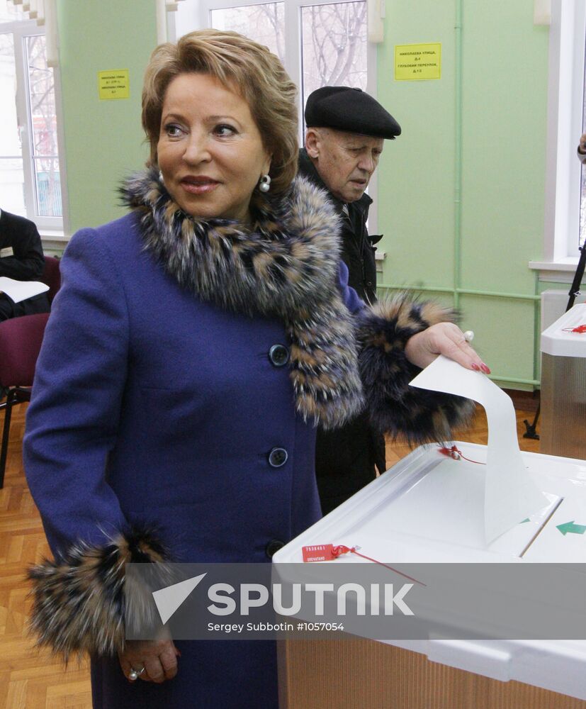 Valentina Matviyenko votes in Russian presidential election