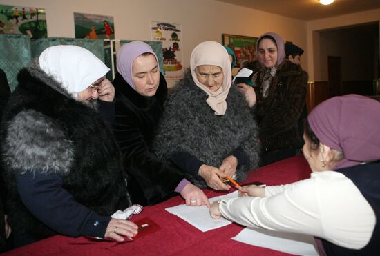 Chechnya votes in Russian presidential election