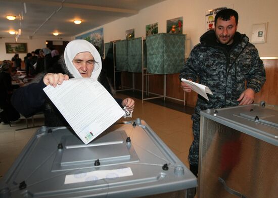 Chechnya votes in Russian presidential election