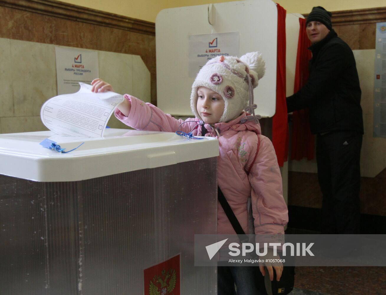 Moscow votes in Russian presidential election