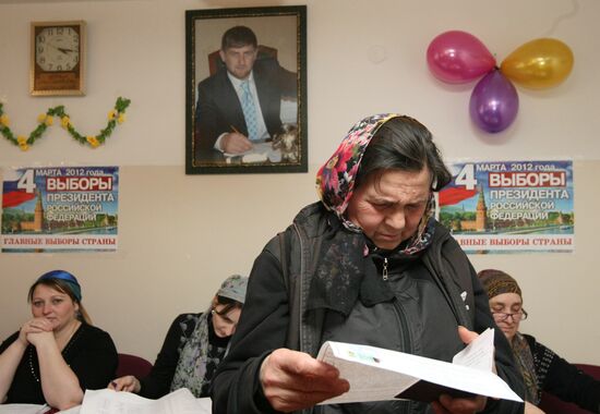Chechnya votes in Russian presidential election
