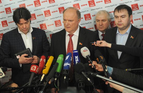 Presidential candidate Gennady Zyuganov at his headquarters