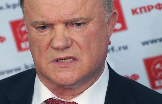 Presidential candidate Gennady Zyuganov at his headquarters