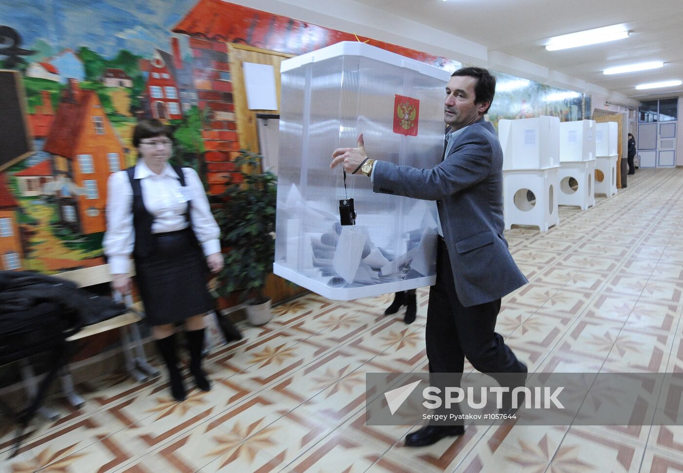Vote counting at presidential election in Russia