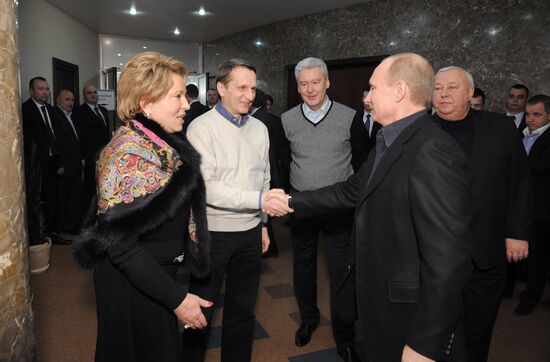 Presidential candidate V. Putin visits his election headquarters