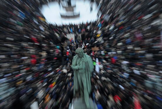 For Fair Election rally on Pushkinskaya Square in Moscow